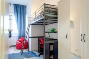 Room in Guest room - Kamchu Apartments single room Piazza Bologna